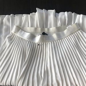 👄Express pleated skirt